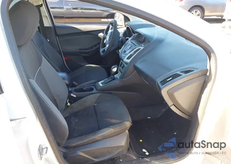 2012 Ford Focus Se z USA, uszkodzony, nr VIN 1FAHP3F26CL469708